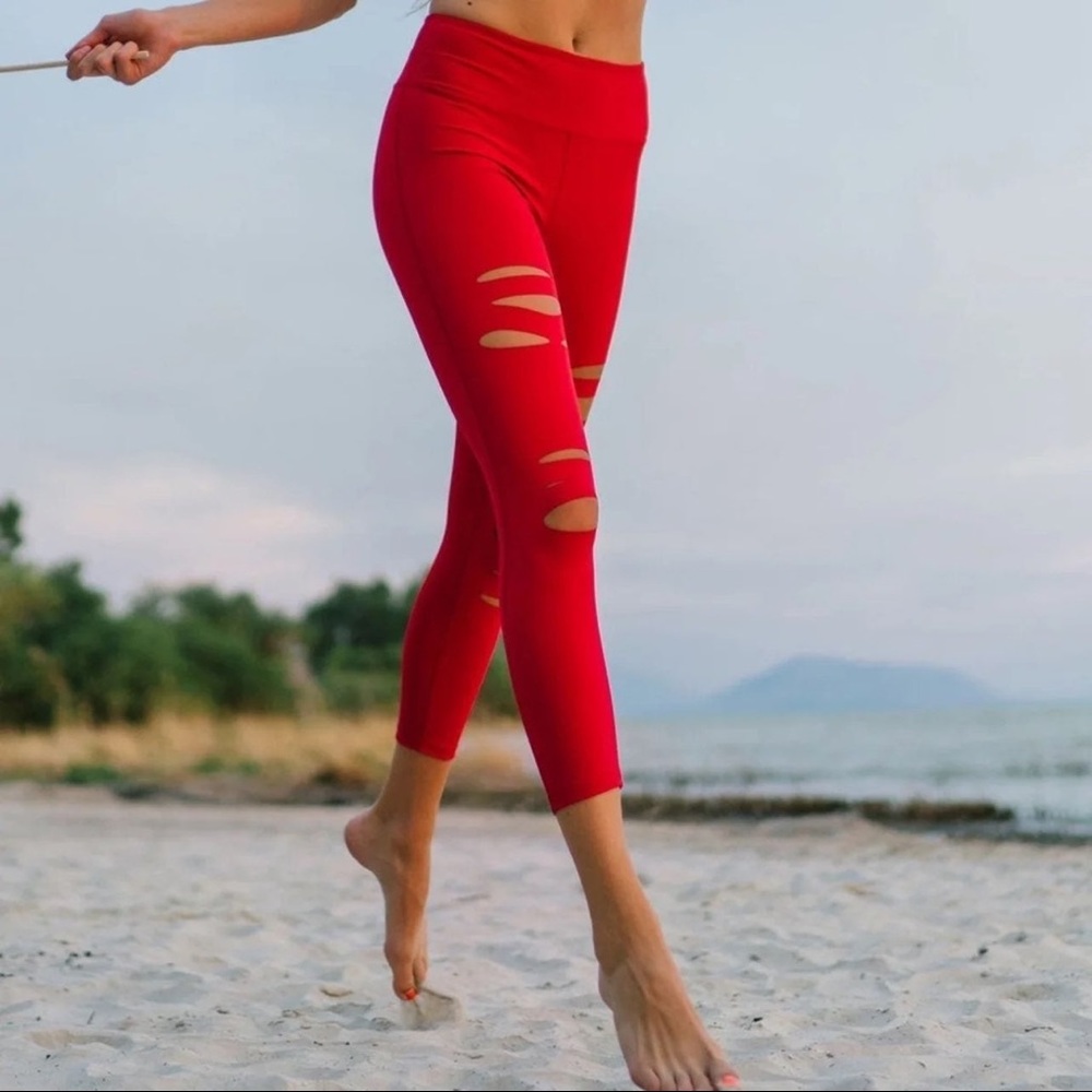 ZYIA Red Slash Luxe Hi-Rise 7/8 24"